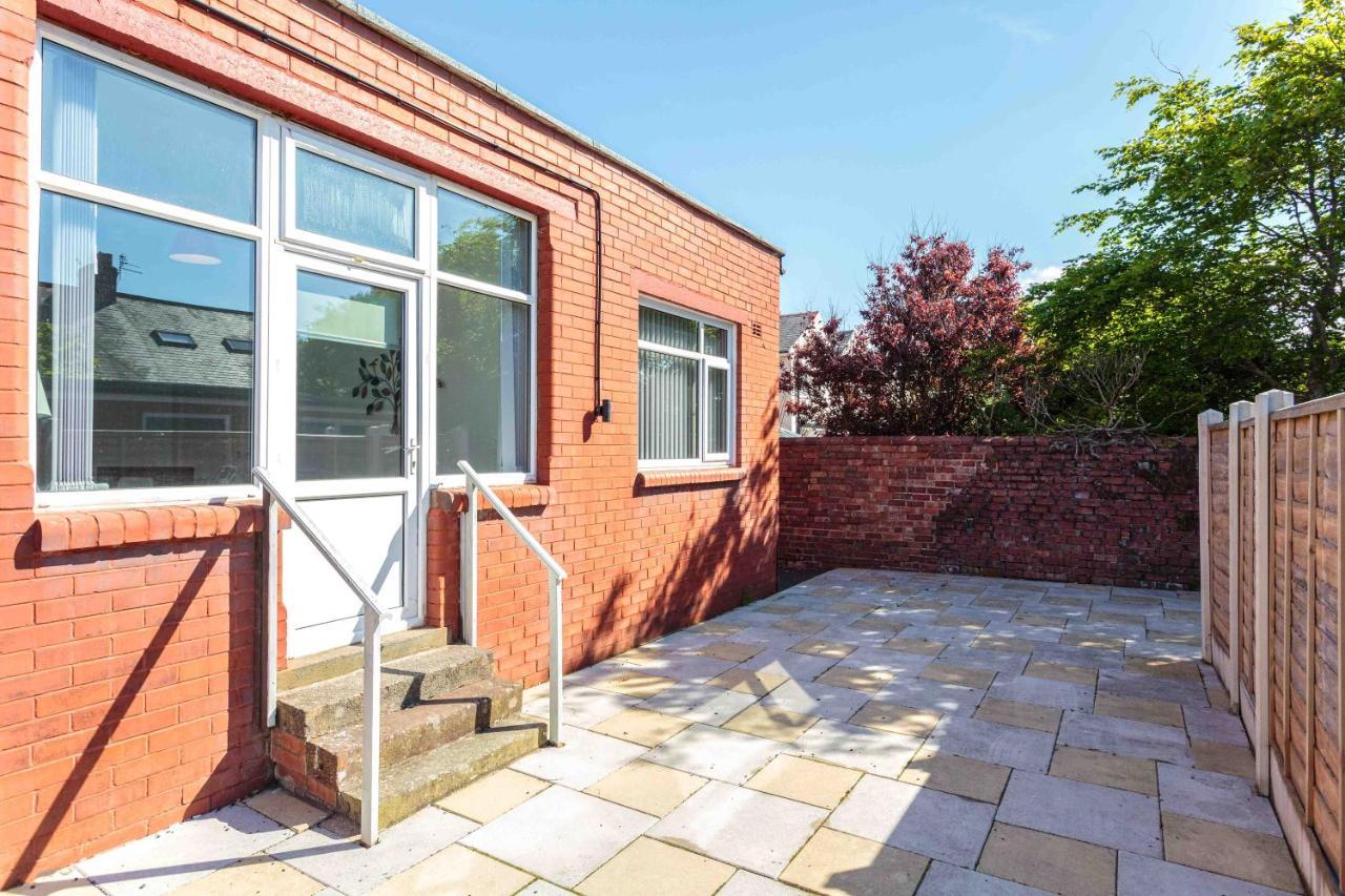 Cherry Property - Mulberry Suite Blackpool Exteriör bild